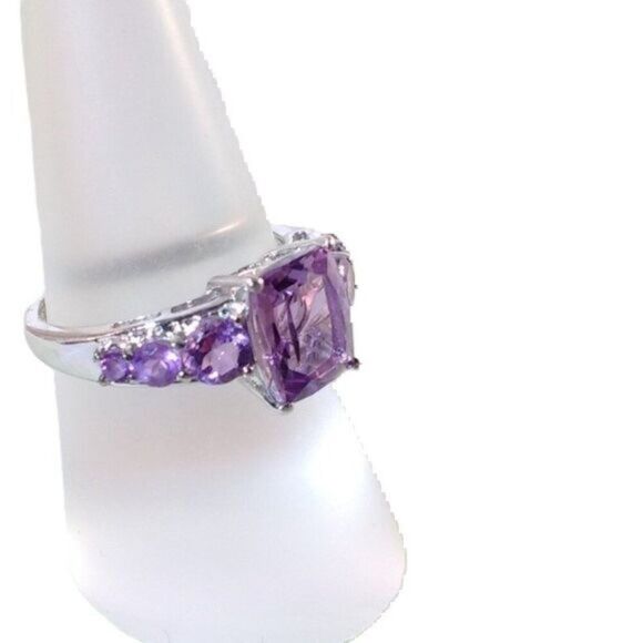 African Amethyst Ring Sterling Silver Size 7-1/4 - Picture 2 of 10